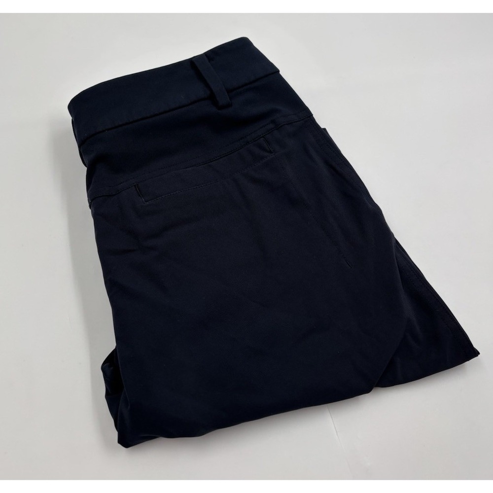 Lululemon Men's 32 Polyester Navy Flat‎ Front Athletic Chino Shorts
